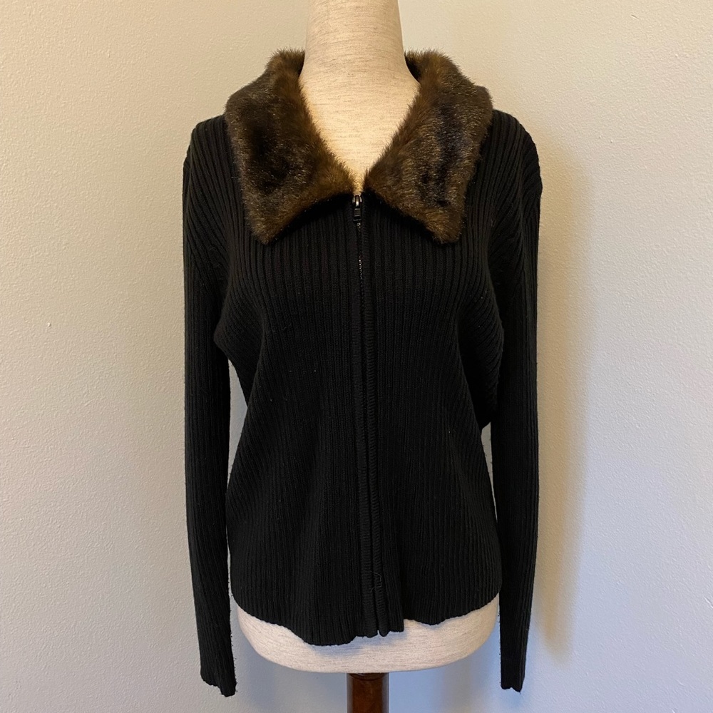 ❗️SALE❗️Fur collar zip up cardigan